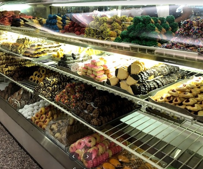 Savarese Italian Pastry Shop